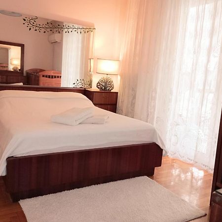 Charm & Comfort Near Petralona Station Athens Exterior photo